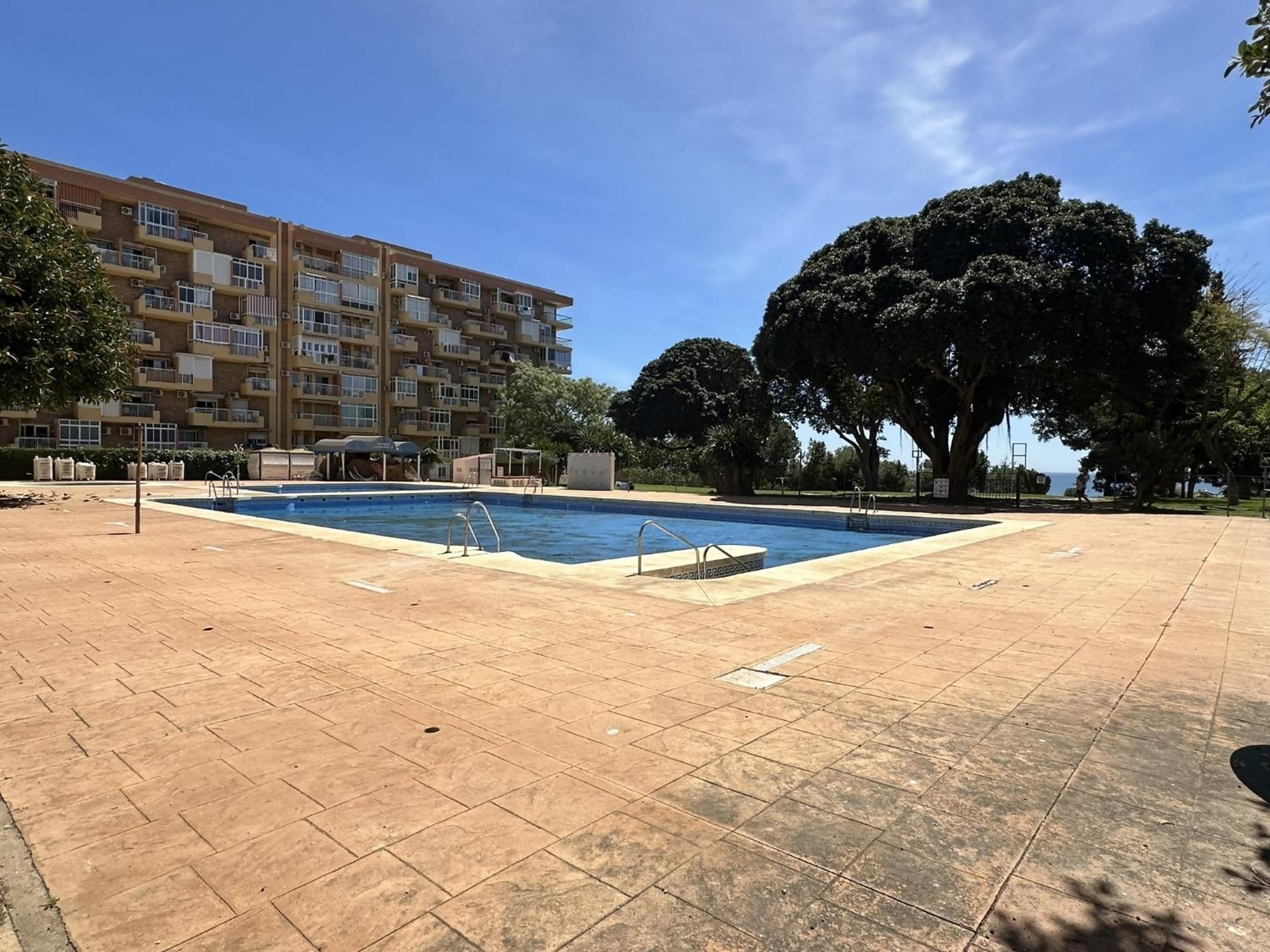 Estudio Agata Con Piscina A 800M De La Playa Benalmádena Extérieur photo